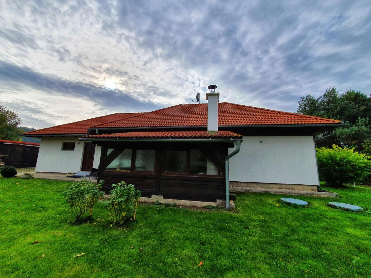 Villa Domek Cisarsky à Šluknov Extérieur photo