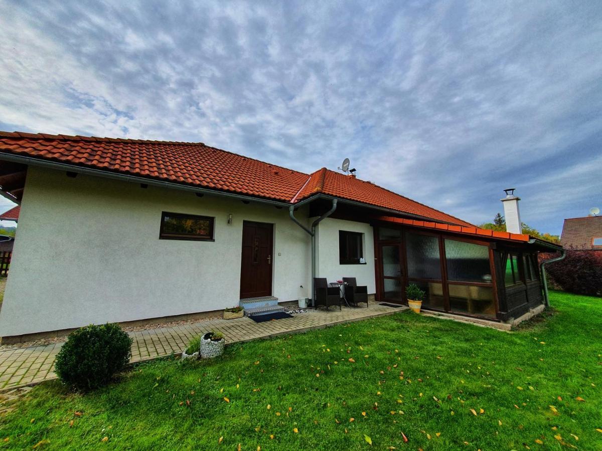 Villa Domek Cisarsky à Šluknov Extérieur photo